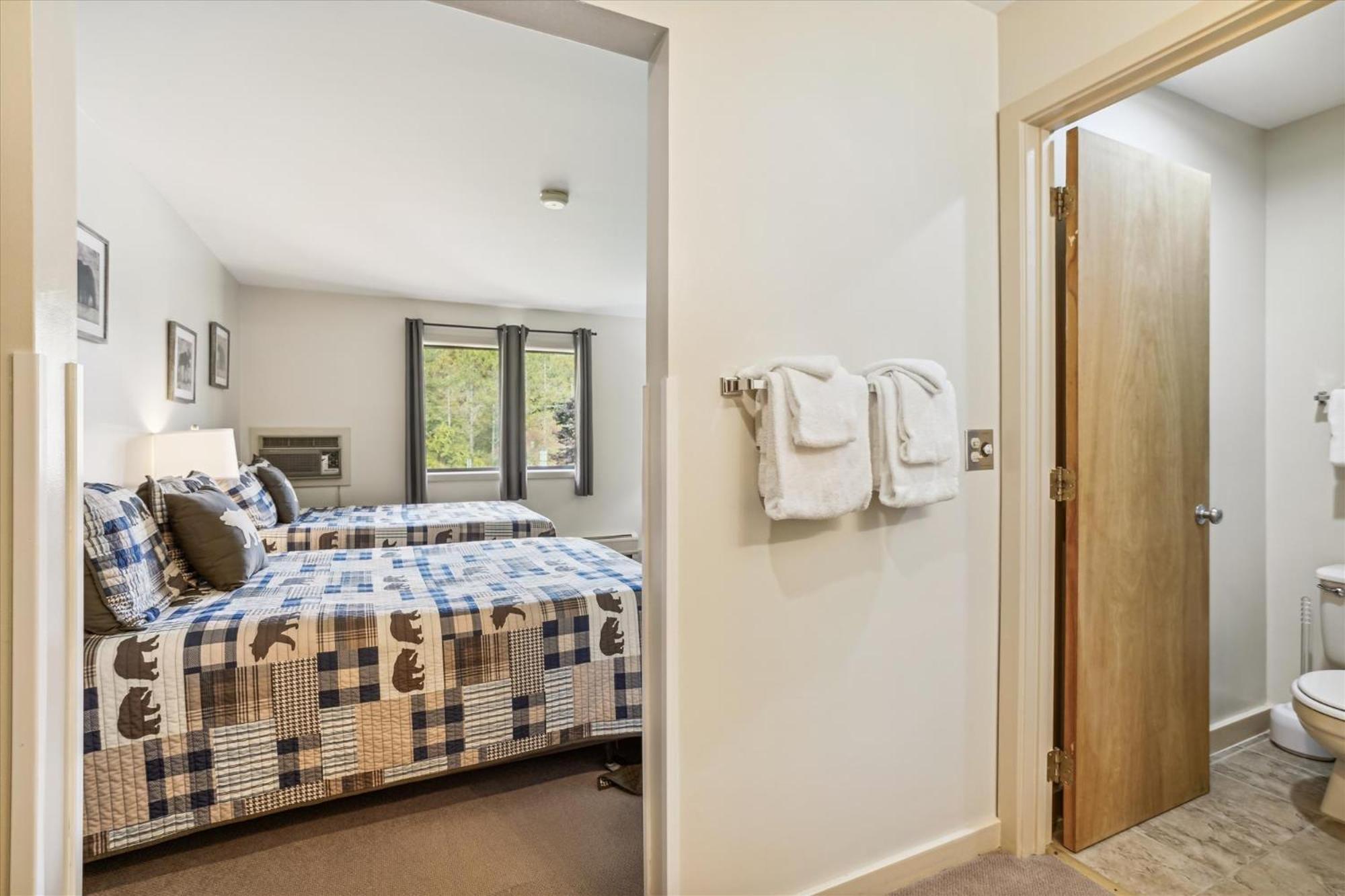 Cedarbrook Two Double Bed Hotel Room With Outdoor Heated Pool 216 Killington Dış mekan fotoğraf